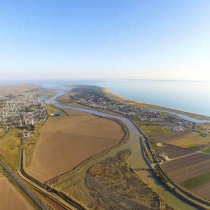 A pied ou à vélo, la côté vendéenne est une terre d'accueil pour les sportifs et randonneurs.