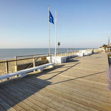 Station balnéaire incontournable du Sud Vendée, visitez La tranche sur Mer !